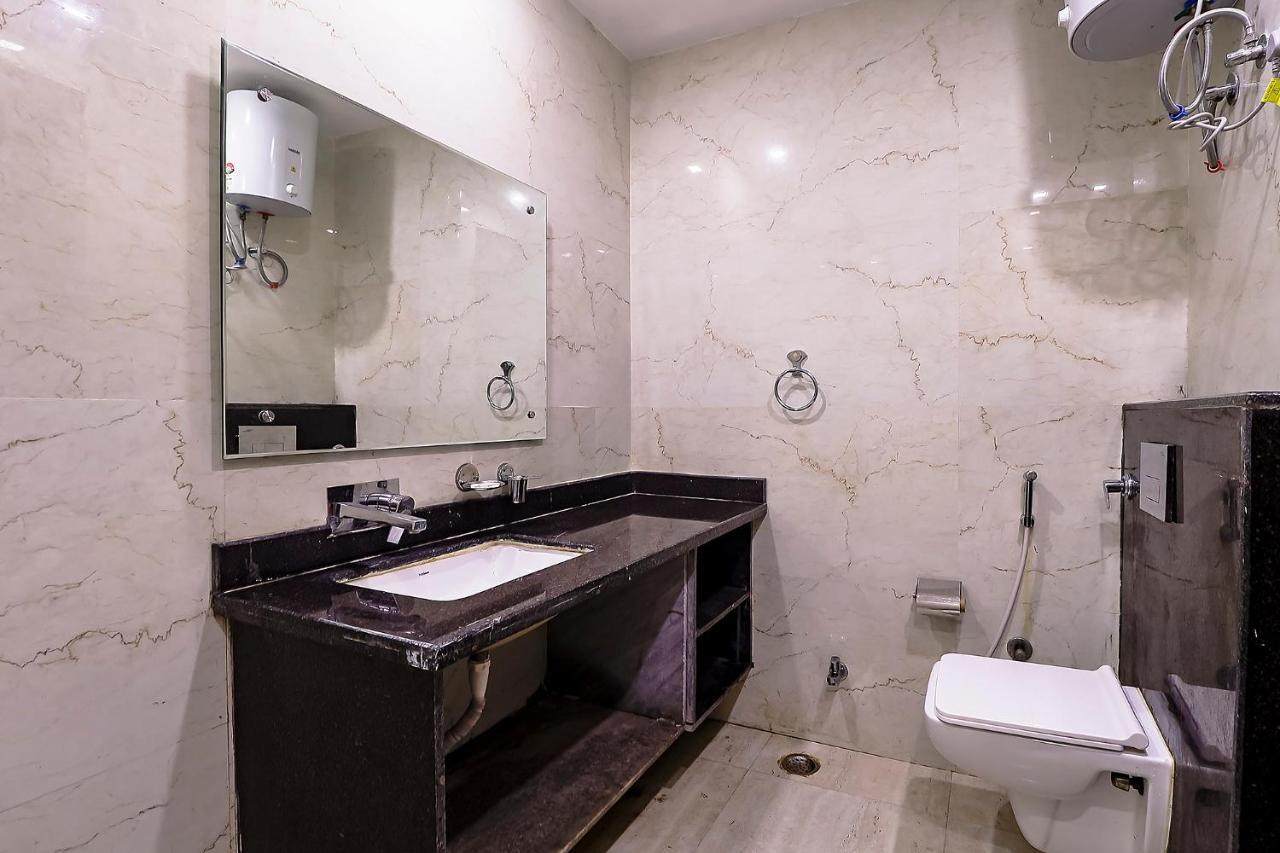 Fabhotel Swess Grand Agra  Exteriör bild